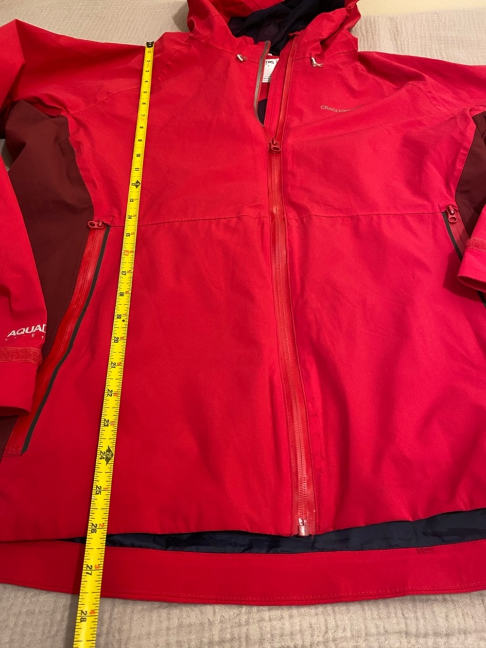 Craghoppers Bright Red Hooded Outdoor Jacket with Dark Red Panels. Size XL - Picture 5 of 8